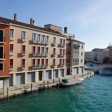 Mema Venice